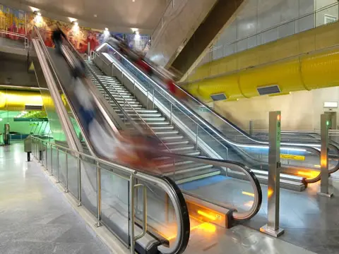 Imagem ilustrativa de Manutenção elevadores escadas rolantes
